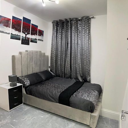 3 Bedroom Whalley Aparthotel Burnley Luaran gambar